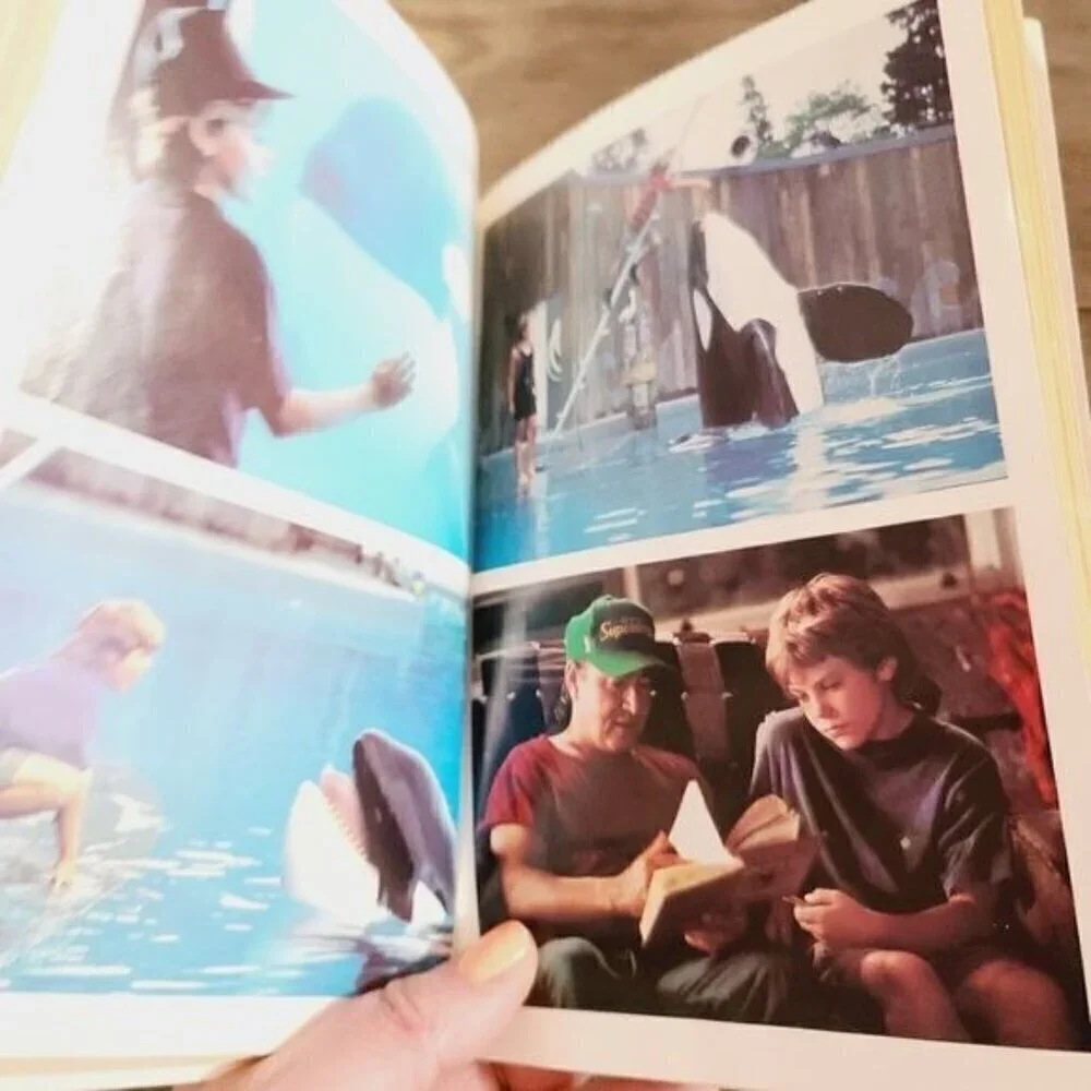 Vintage 90s 1993 Free Willy Scholastic Paperback Book